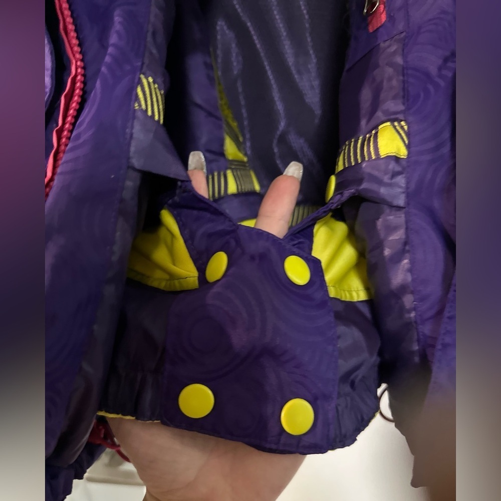 Awesome Sims 2000s snowboarding jacket - Picture 10 of 13